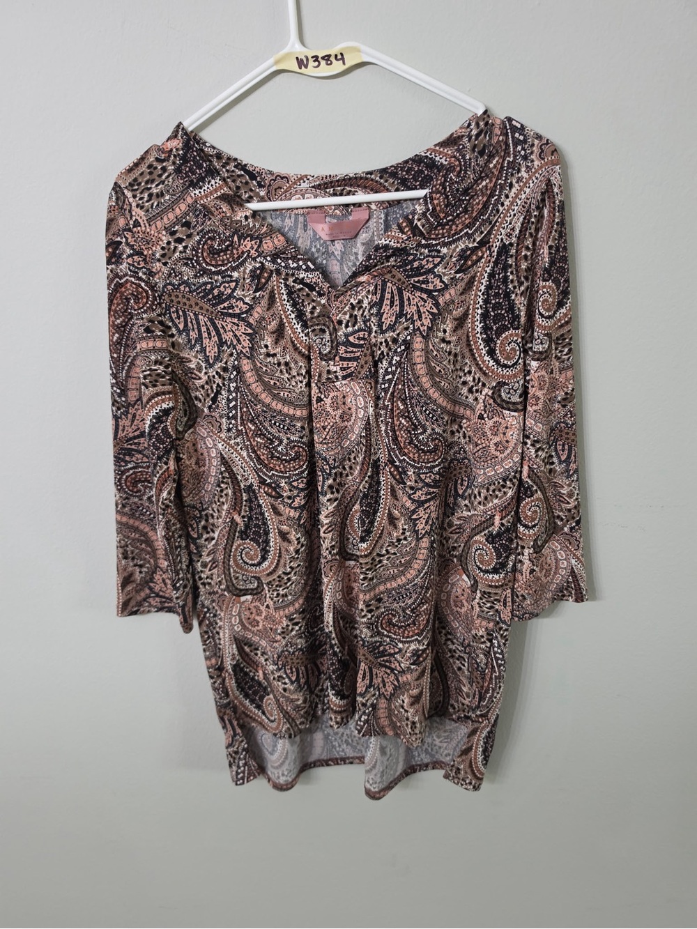 Women's Paisley V-Neck Blouse - Pink & Black Medium